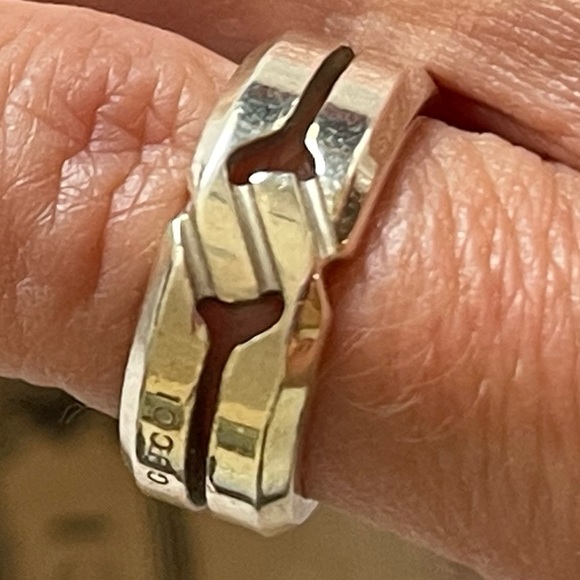 GUCCI 925 in box ring size 4.5 ish 5 NIB - Picture 9 of 11